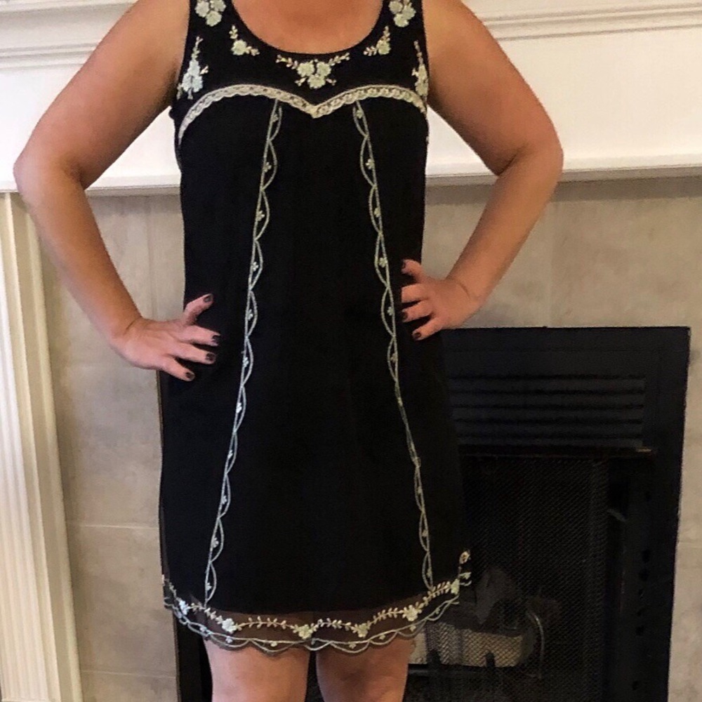 Fashion Spy beautiful black dress with lace